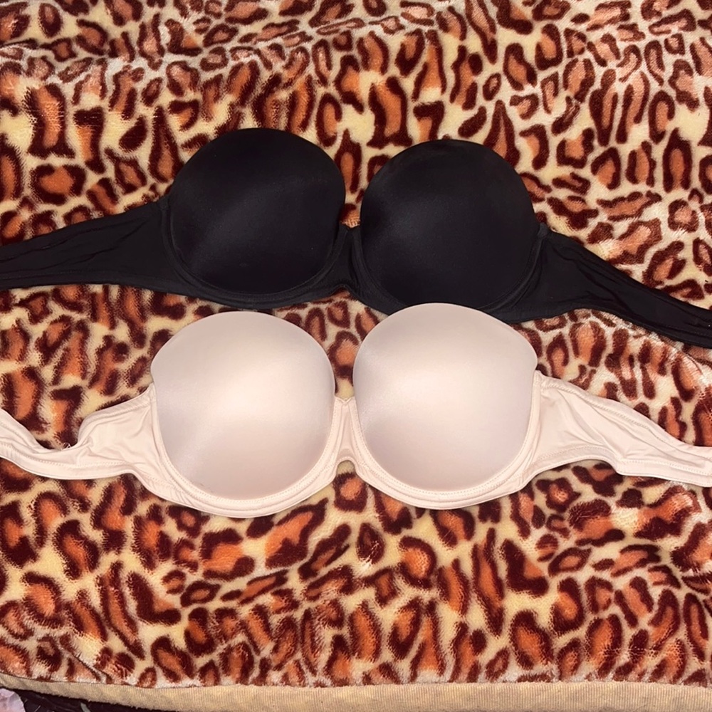2 strapless bras w wire